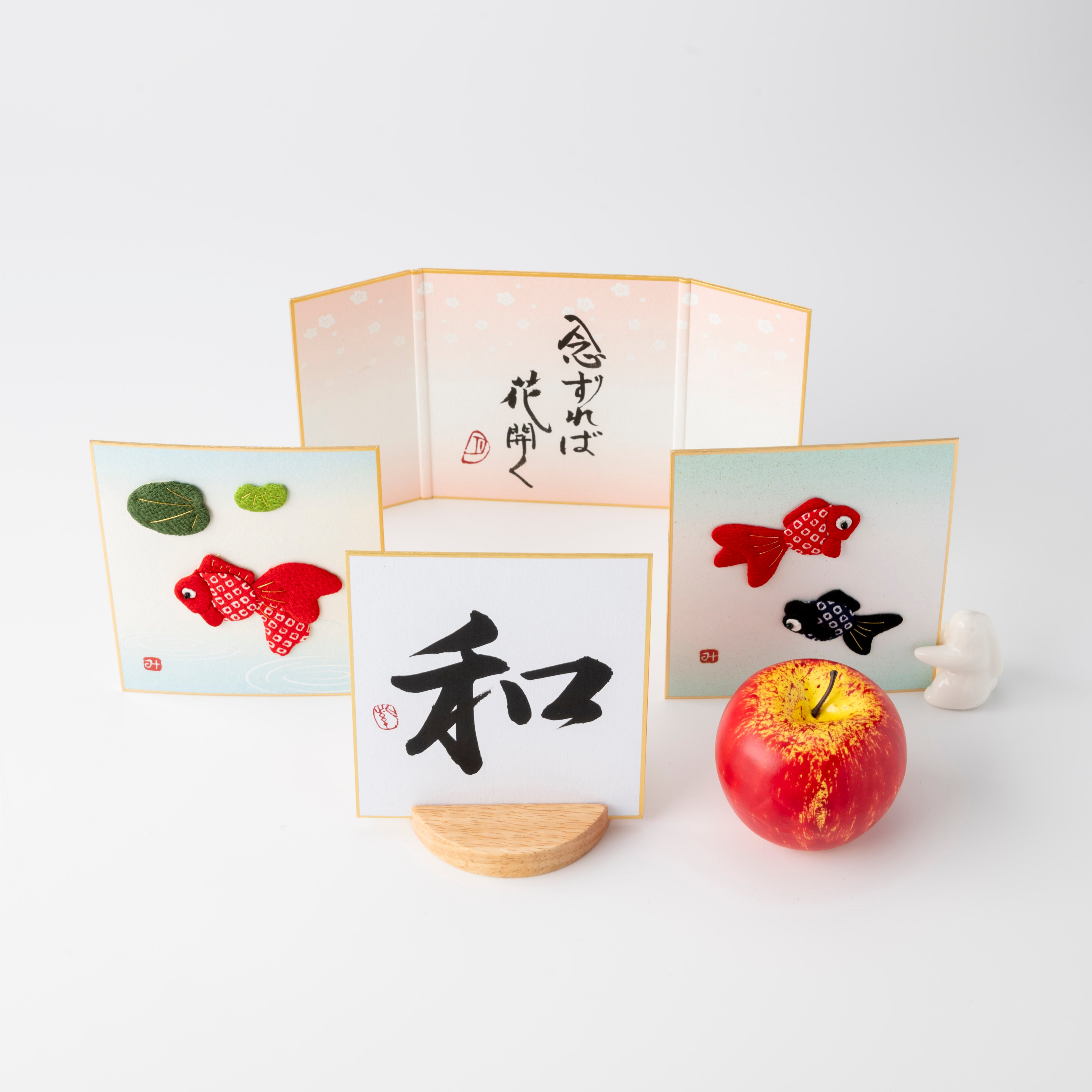 Produit groupé: thème "Amicable" - illustration de tissu Shodo et surélevé, Design 2